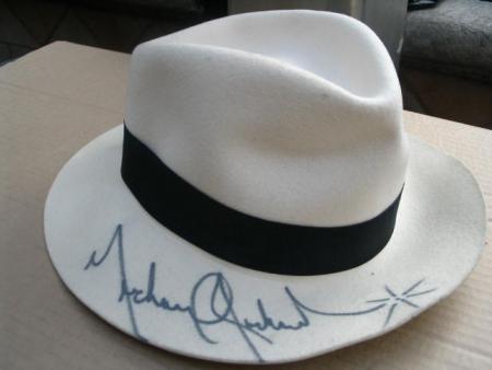 lol joli chapeau